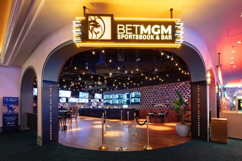 BetMGM Sportsbook Bar