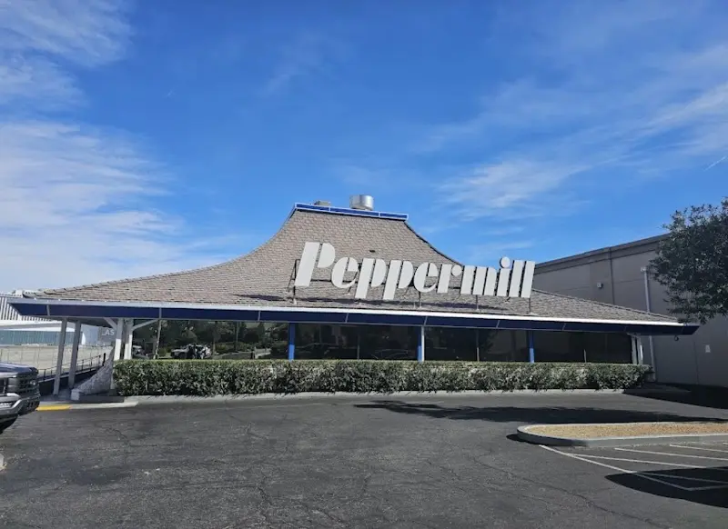 Peppermill Restaurant & Fireside Lounge